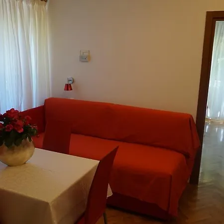Dolores Apartment *