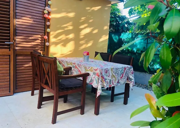 Διαμέρισμα Dolores *