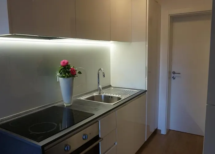 Dolores Ρόβινι