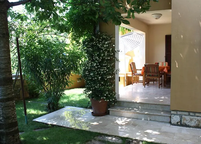 Διαμέρισμα Dolores *