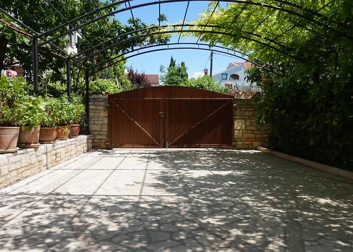 Διαμέρισμα Dolores